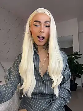 Pokazy przed kamerką – miss_tatiana_