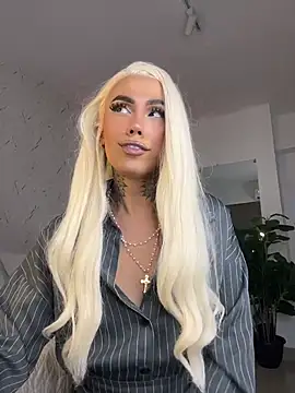 miss_tatiana_'s Webcam Show
