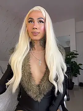 miss_tatiana_'s Webcam Show