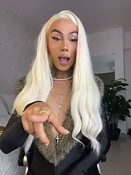 miss_tatiana_'s Webcam Show
