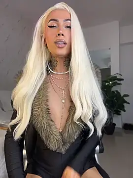 miss_tatiana_ Show in webcam