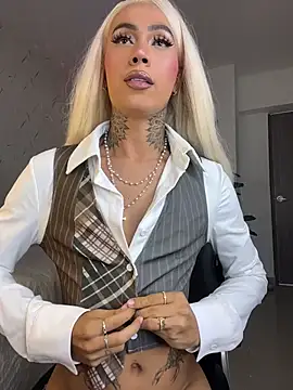 הופעת וובקאם של miss_tatiana_