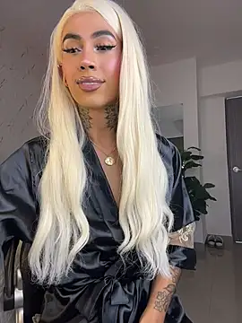 הופעת וובקאם של miss_tatiana_