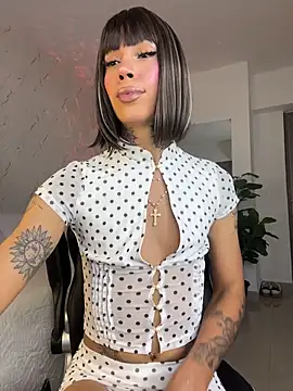 miss_tatiana_'s Webcam Show