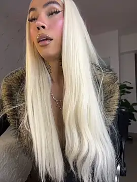 miss_tatiana_ Show in webcam