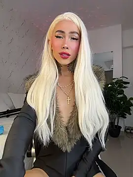 miss_tatiana_'s Webcam Show