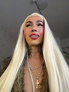 miss_tatiana_'s Webcam Show