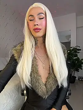 miss_tatiana_'s Webcam Show