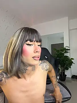 miss_tatiana_'s Webcam Show