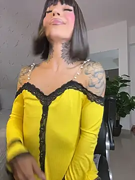 הופעת וובקאם של miss_tatiana_