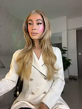 miss_tatiana_'s Webcam Show