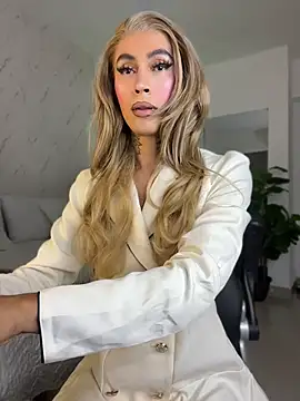 miss_tatiana_'s Webcam Show