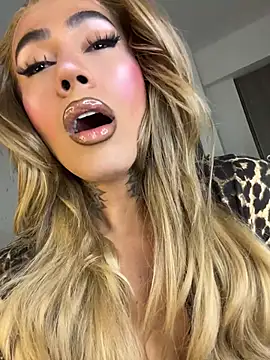 miss_tatiana_ webcam show