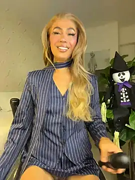 miss_tatiana_'s Webcam Show