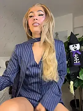 miss_tatiana_'s Webcam Show