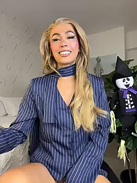 miss_tatiana_'s Webcam Show
