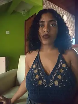 savanahottie Adlı Modelin Web Kamerası Şovu