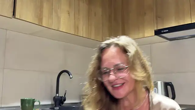 mommy_nadin's Live XXX Chat