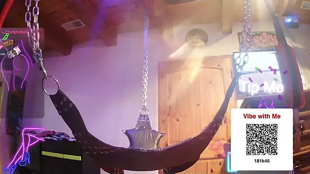 KloudynKinky 网络视讯表演