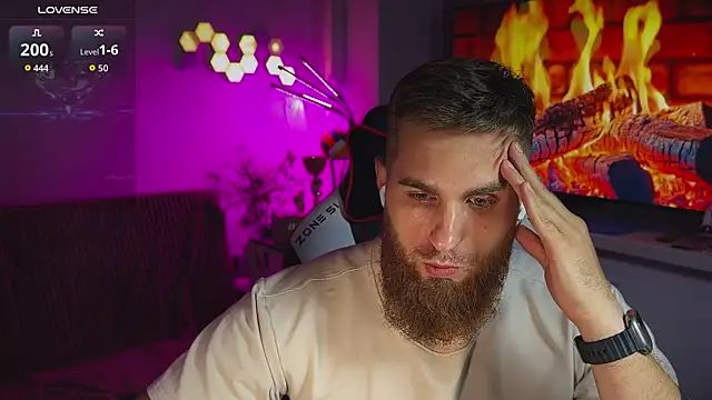 Pokazy przed kamerką – Sweeet__boy