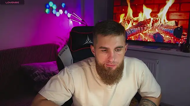 Pokazy przed kamerką – Sweeet__boy