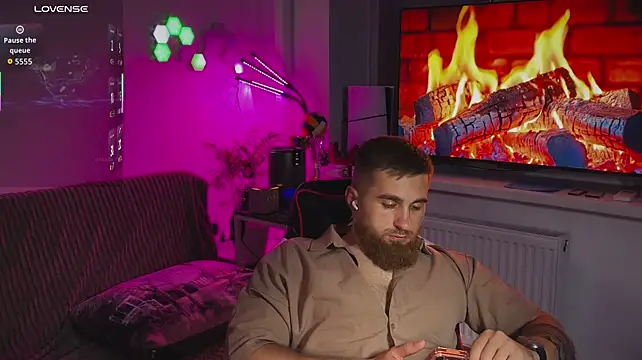 Pokazy przed kamerką – Sweeet__boy