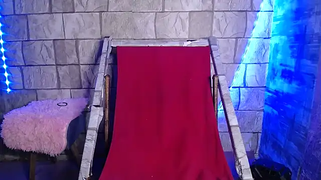 Candy_chloee Show in webcam