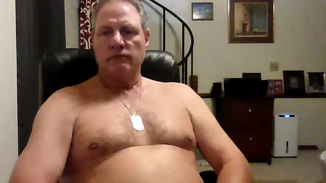 Muffsfriend8364 Show in webcam