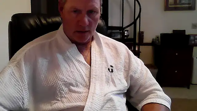 Muffsfriend8364 Show in webcam