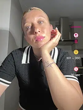 Kittie_Valentine Cameră chat live