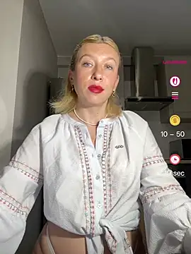 Chat +18 de Kittie_Valentine ao vivo