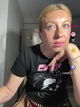 دردشة Kittie_Valentine الجنسية المباشرة