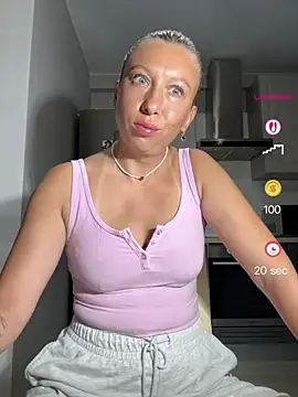 Kittie_Valentine XXX чат на живо