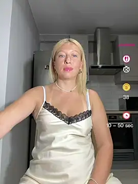 دردشة Kittie_Valentine الجنسية المباشرة