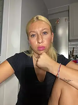 Kittie_Valentine Live XXX Chat