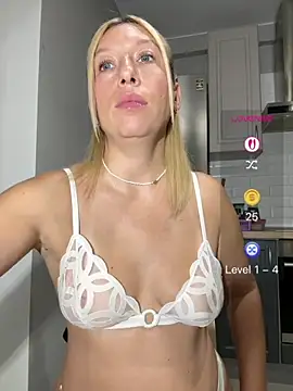 XXX chat uživo modela Kittie_Valentine