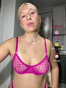 Kittie_Valentinen Live XXX chat