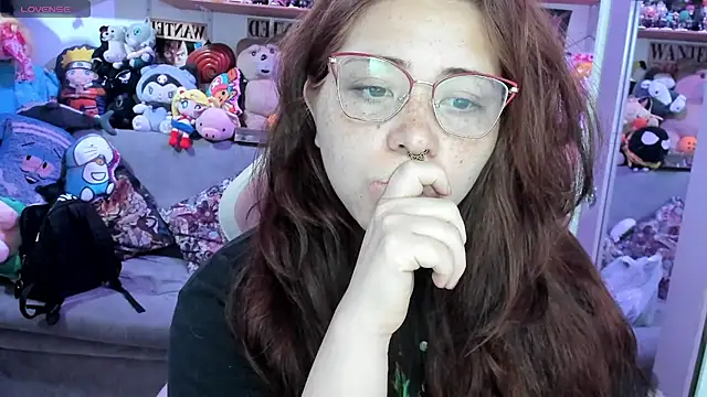 Онлайн чат XXX soficammy