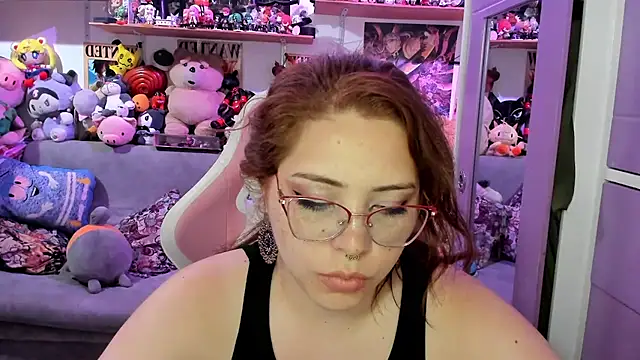 Chatroom XXX en direct de soficammy