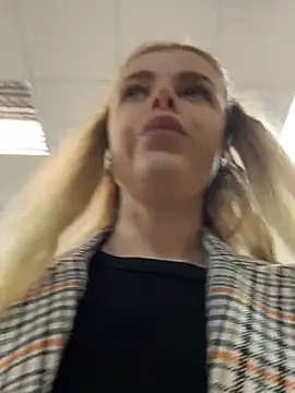 HarrietDartのライブXXXチャット