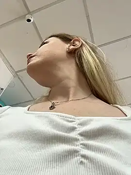 HarrietDart's Live XXX Chat