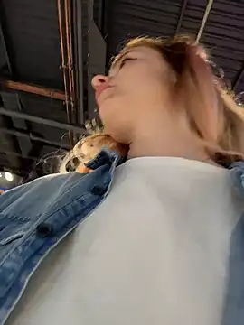 HarrietDart Cameră chat live