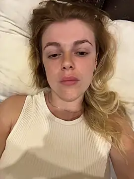 HarrietDart Show in webcam