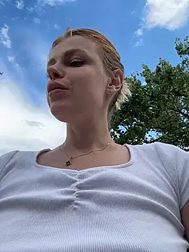 HarrietDart Pertunjukan Webcam