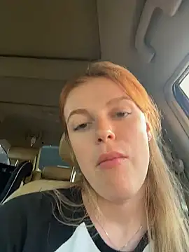 XXX chat uživo modela HarrietDart