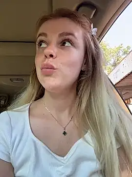 HarrietDart Live XXX-Chat