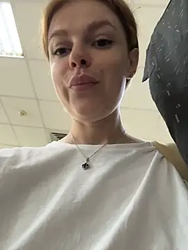 Webkamerová show HarrietDart