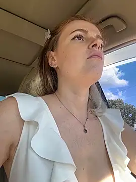 Živý XXX chat HarrietDart