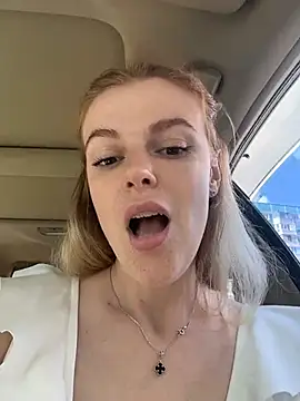 Czat XXX na żywo – HarrietDart