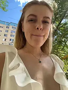Czat XXX na żywo – HarrietDart